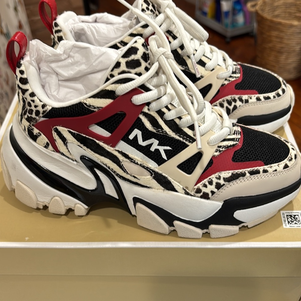 Michael Kors Red and Black Animal Print Sneakers size 6 - Picture 3 of 12